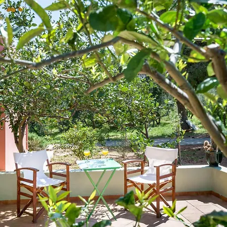 Ferienhaus Charming Spacious House, 5min From Rethymno! Tria Monastiria